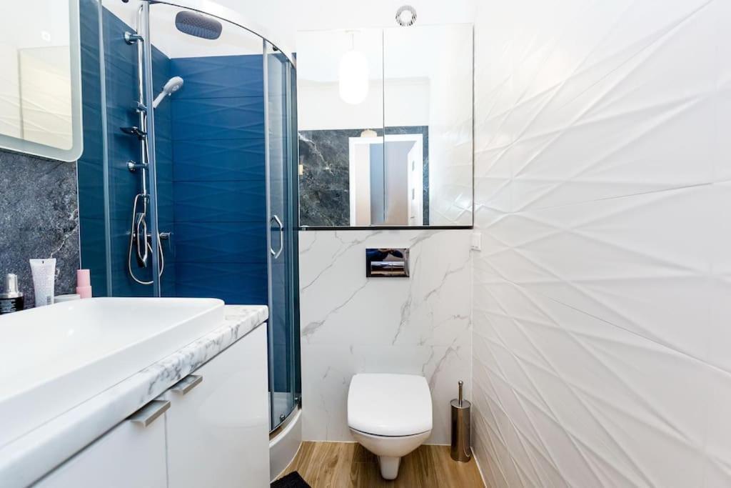 Ferienwohnung Elegant, Comfortable In The Heart Of Warsaw! Exterior foto