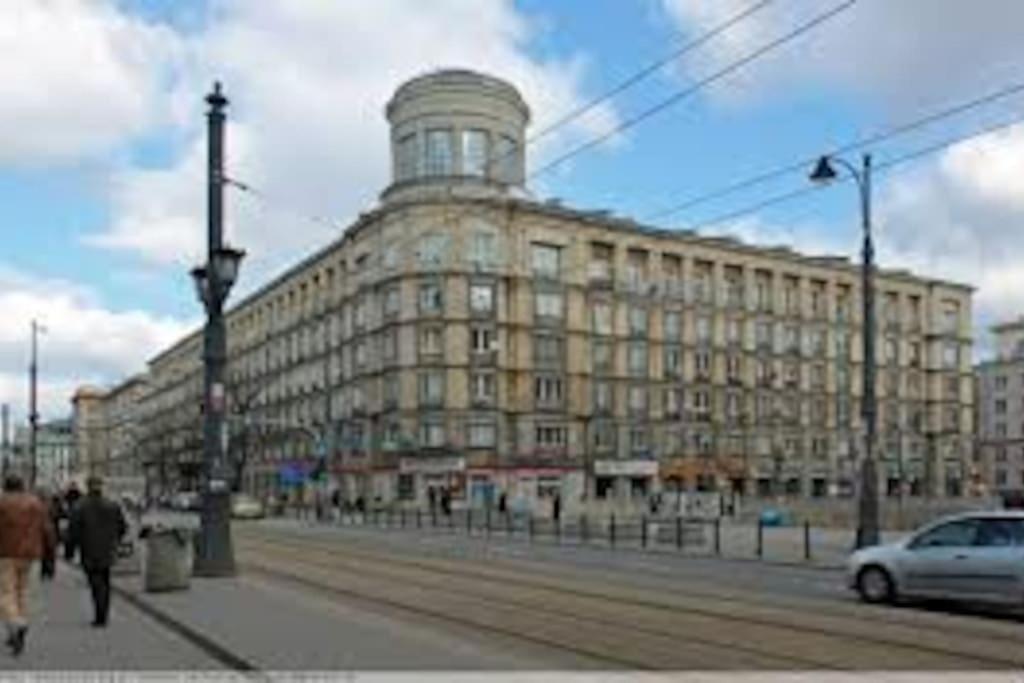 Ferienwohnung Elegant, Comfortable In The Heart Of Warsaw! Exterior foto