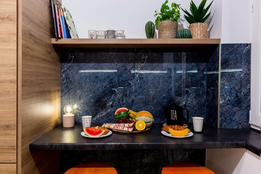 Ferienwohnung Elegant, Comfortable In The Heart Of Warsaw! Exterior foto